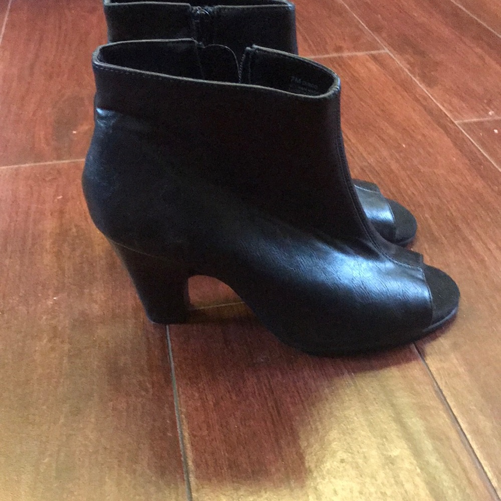Worn once Aerosole booties .